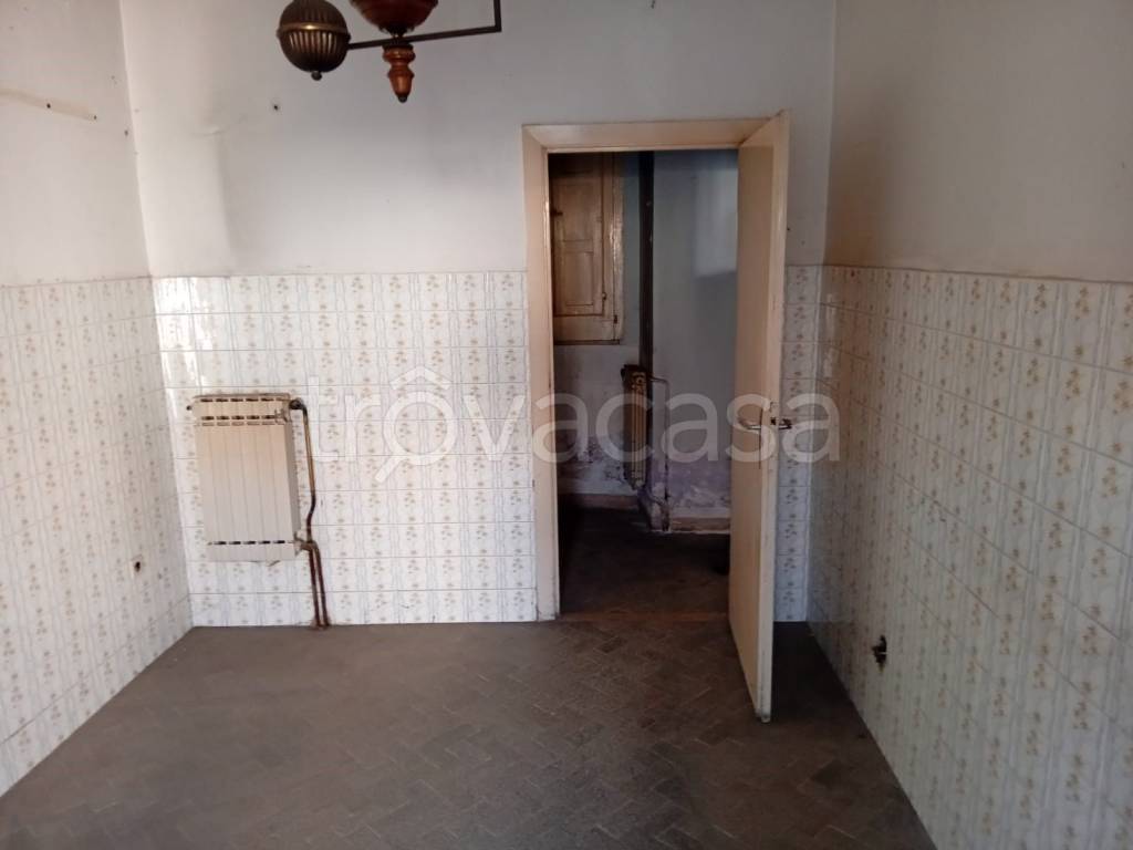 casa indipendente in vendita a Roccascalegna