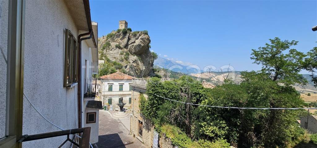 casa indipendente in vendita a Roccascalegna