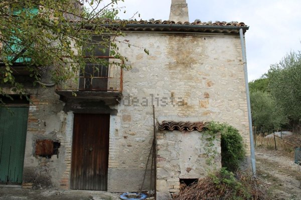 appartamento in vendita a Roccascalegna