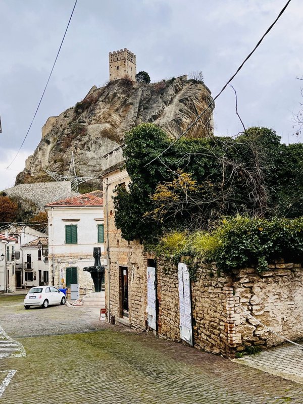 villa in vendita a Roccascalegna
