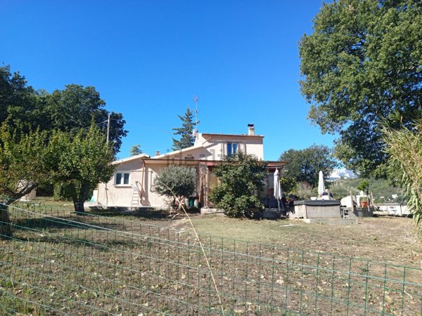 casa indipendente in vendita a Roccascalegna