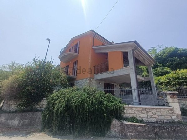 quadrivano in vendita a Roccascalegna in zona Aia di Rocco