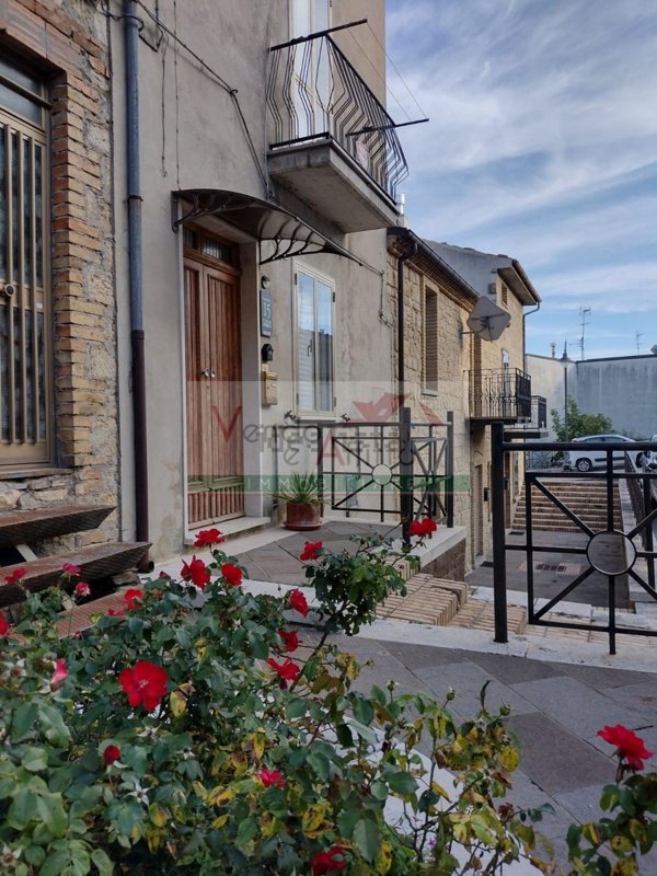 casa indipendente in vendita a Roccaspinalveti