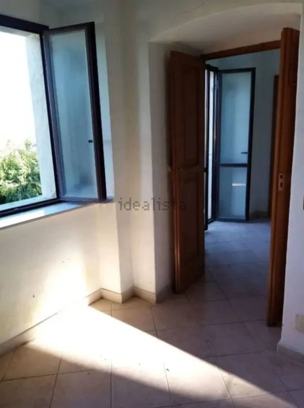 casa indipendente in vendita a Roccaspinalveti in zona Vallocchie