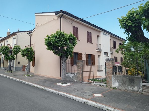 appartamento in vendita a Roccaspinalveti
