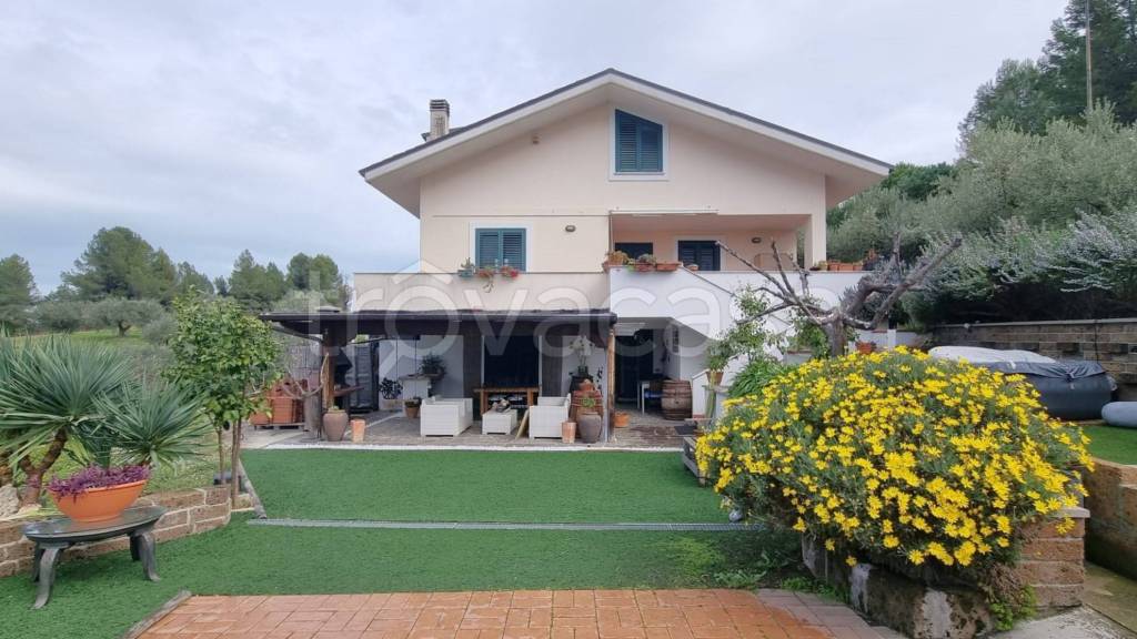 casa indipendente in vendita a San Giovanni Teatino