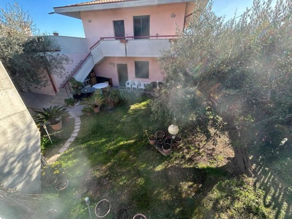casa indipendente in vendita a San Giovanni Teatino