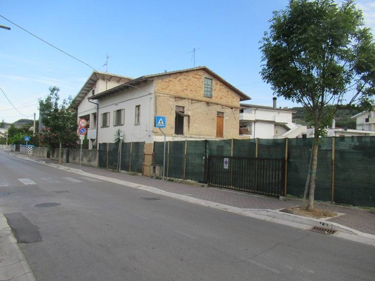 casa indipendente in vendita a San Giovanni Teatino in zona Sambuceto
