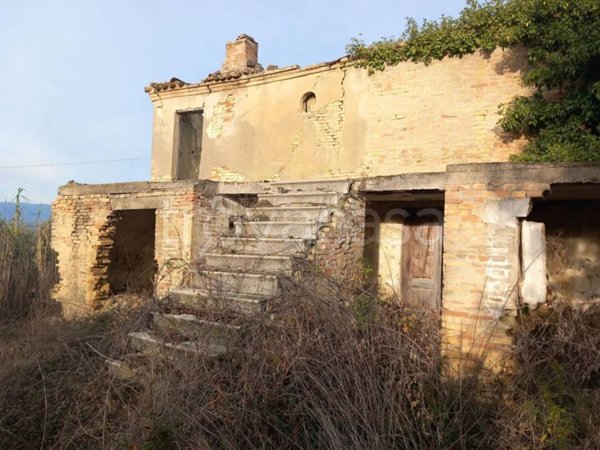 terreno agricolo in vendita a San Giovanni Teatino