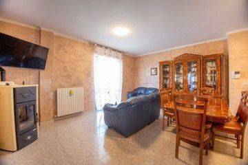 casa semindipendente in vendita a San Giovanni Teatino in zona Sambuceto