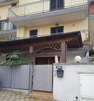 casa indipendente in vendita a San Giovanni Teatino in zona Di Nisio