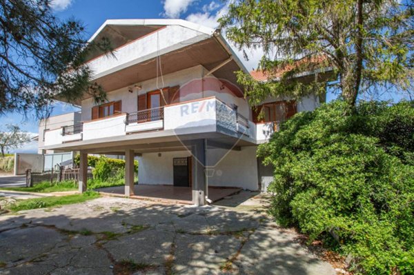 casa indipendente in vendita a San Giovanni Teatino in zona Dragonara