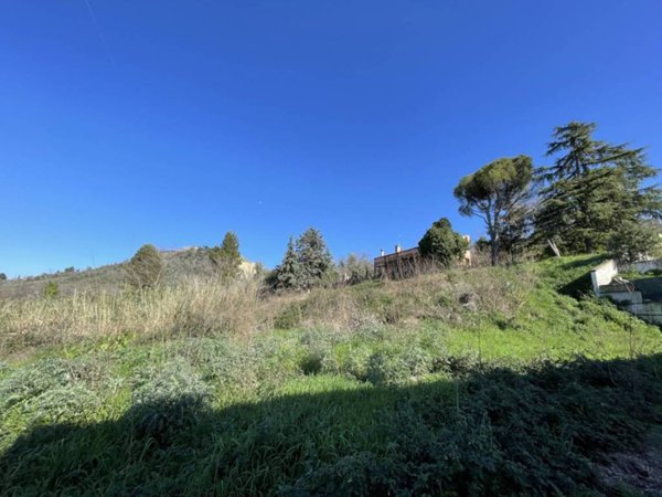 terreno agricolo in vendita a San Giovanni Teatino in zona Sambuceto