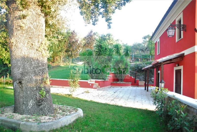 casa indipendente in vendita a San Giovanni Teatino in zona Sambuceto