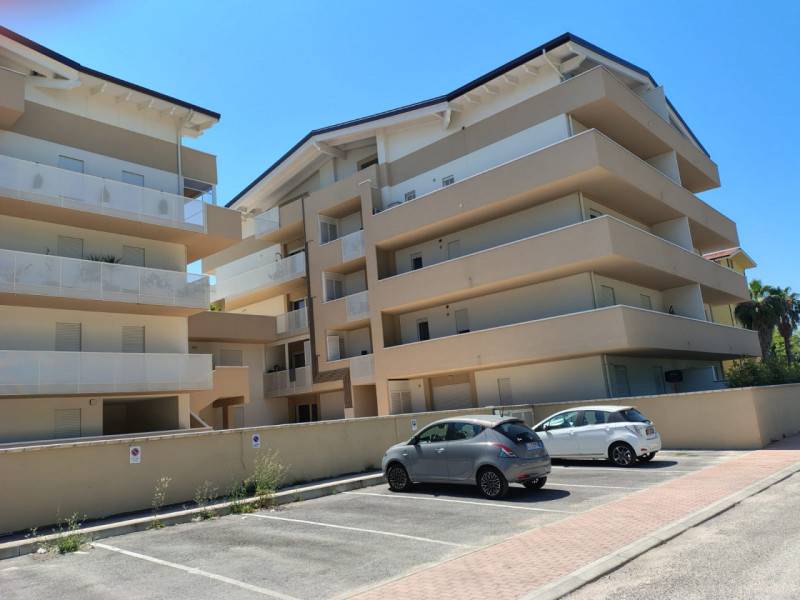 appartamento in vendita a San Giovanni Teatino in zona Sambuceto