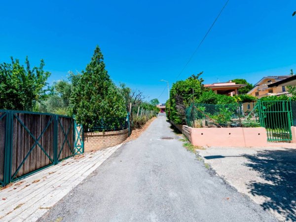 casa indipendente in vendita a San Giovanni Teatino