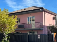 casa indipendente in vendita a San Giovanni Teatino in zona Sambuceto