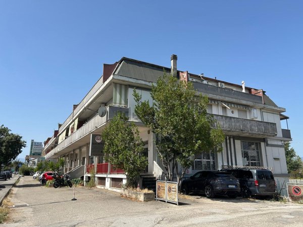 appartamento in vendita a San Giovanni Teatino in zona Dragonara