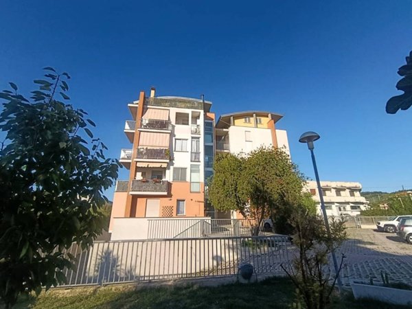 appartamento in vendita a San Giovanni Teatino in zona Sambuceto