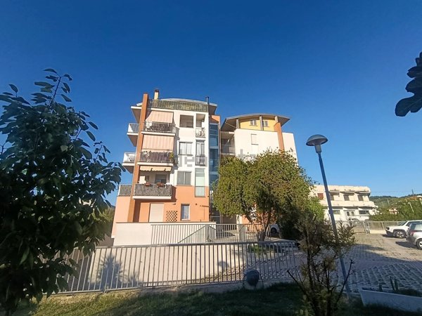 appartamento in vendita a San Giovanni Teatino in zona Sambuceto