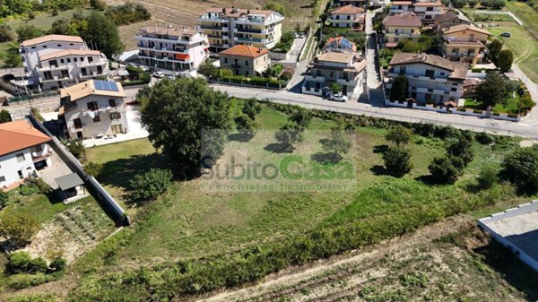terreno edificabile in vendita a San Giovanni Teatino in zona Sambuceto
