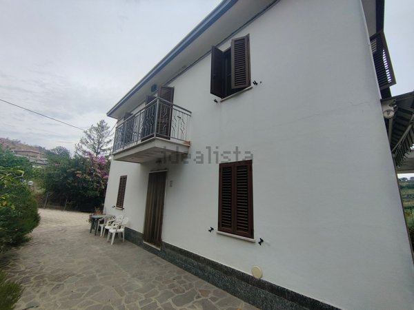 casa indipendente in vendita a San Giovanni Teatino in zona Sambuceto