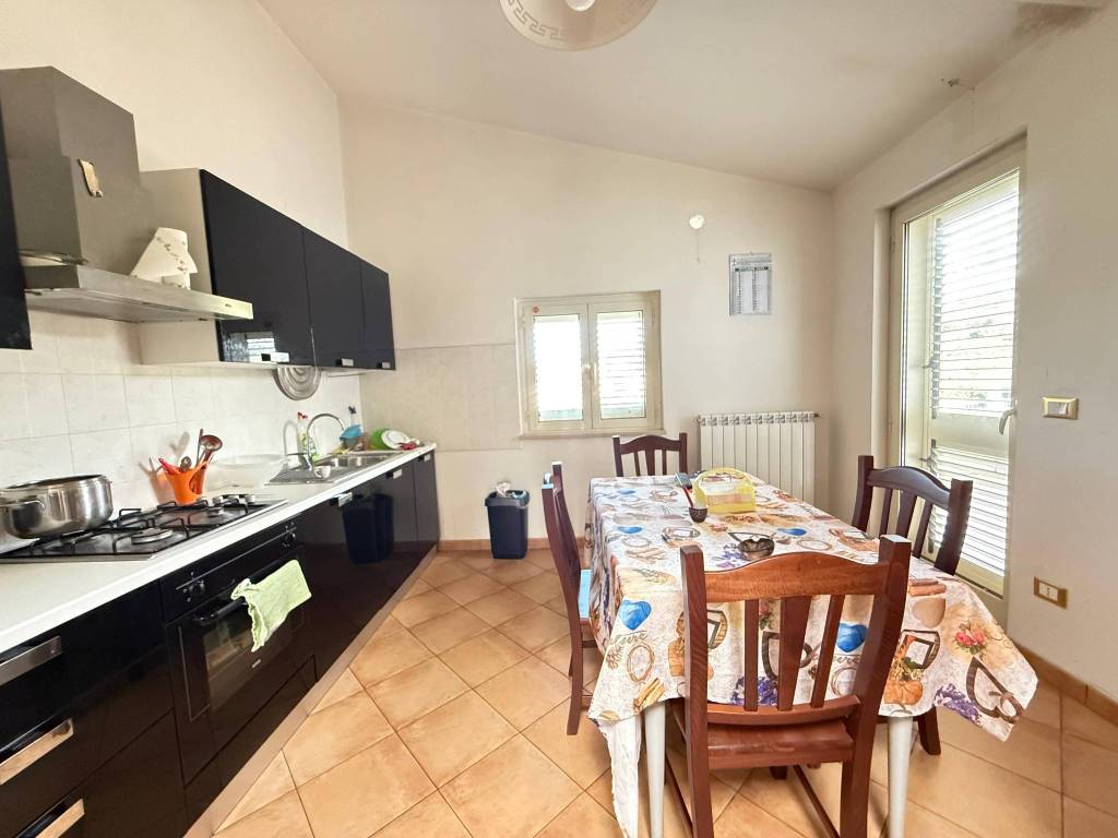 appartamento in vendita a San Giovanni Teatino in zona Sambuceto