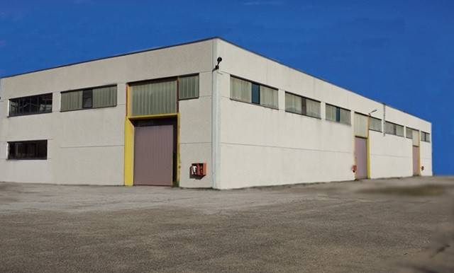 locale commerciale in vendita a San Giovanni Teatino in zona Sambuceto