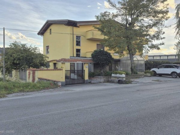 casa indipendente in vendita a San Giovanni Teatino