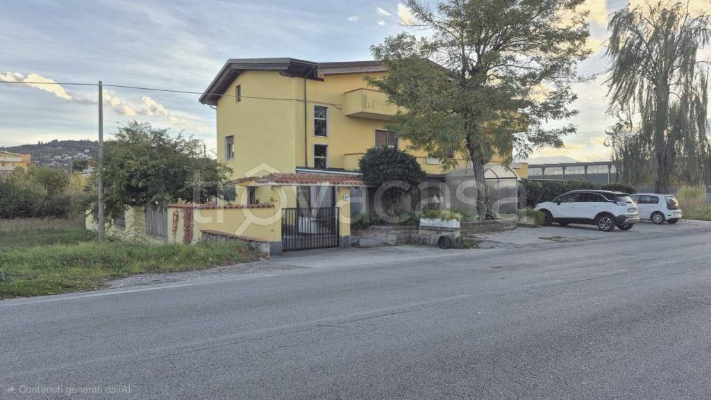 casa indipendente in vendita a San Giovanni Teatino