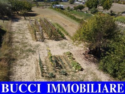 terreno edificabile in vendita a San Giovanni Teatino