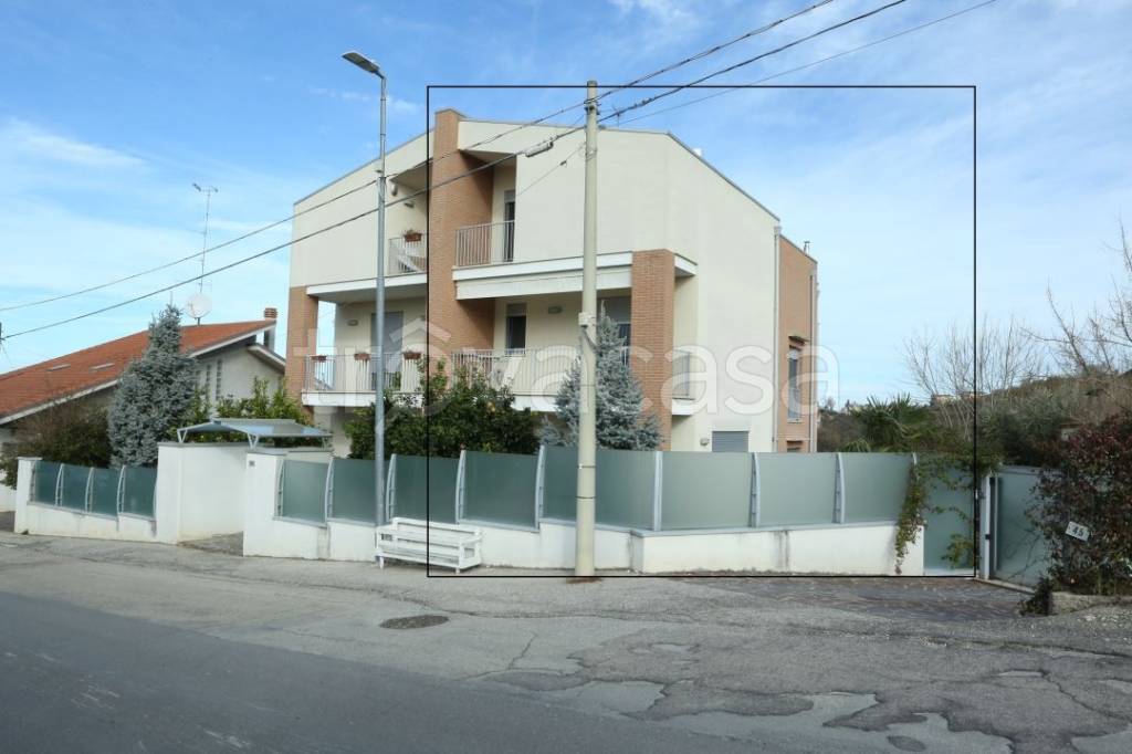 casa indipendente in vendita a San Giovanni Teatino in zona Dragonara