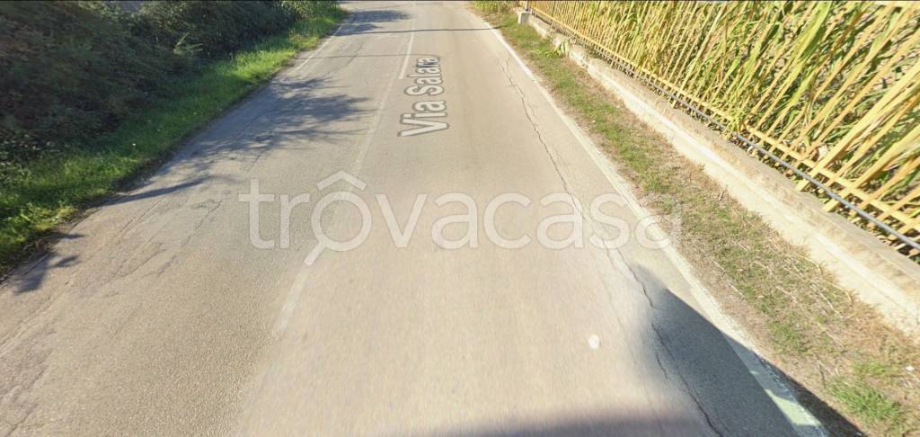 locale commerciale in vendita a San Giovanni Teatino