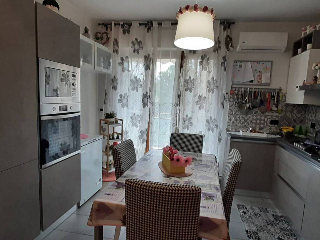 appartamento in vendita a San Giovanni Teatino in zona Sambuceto