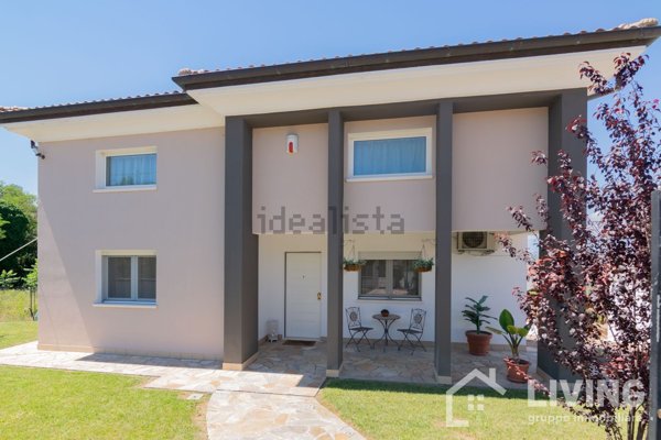 casa indipendente in vendita a San Giovanni Teatino in zona Sambuceto