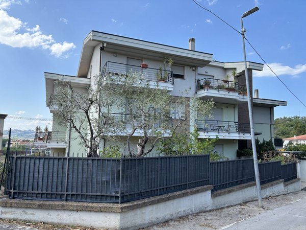 appartamento in vendita a San Giovanni Teatino in zona Sambuceto