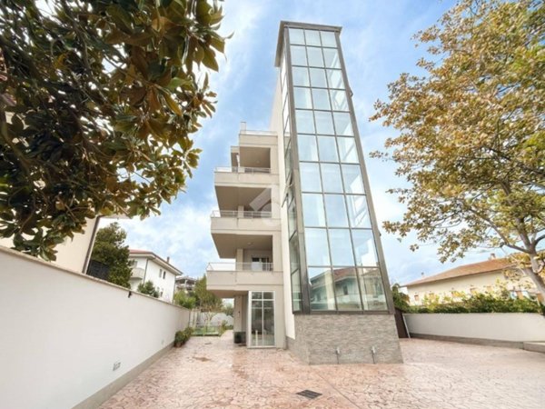 appartamento in vendita a San Giovanni Teatino in zona Sambuceto