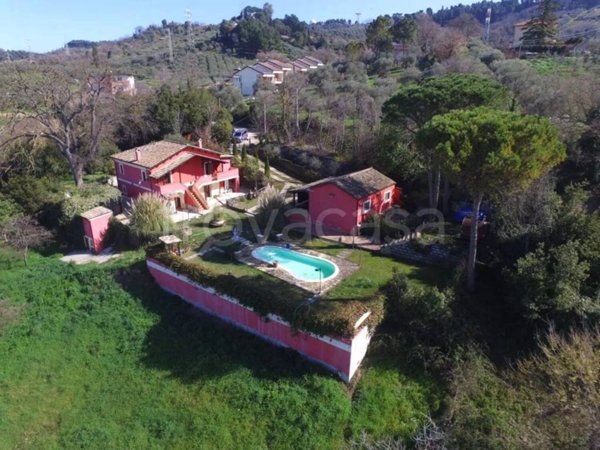 casa indipendente in vendita a San Giovanni Teatino