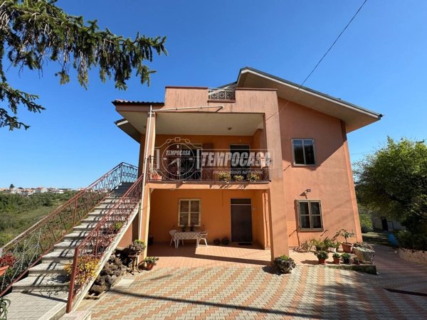 casa indipendente in vendita a San Giovanni Teatino