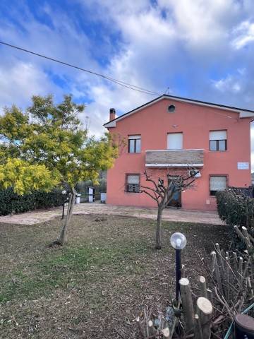 casa indipendente in vendita a San Giovanni Teatino in zona Sambuceto