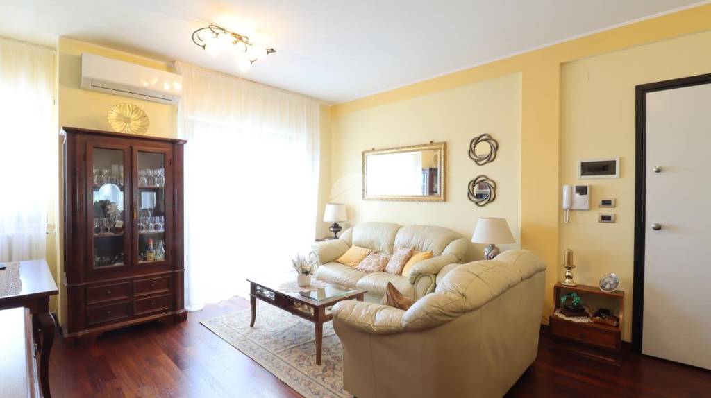 appartamento in vendita a San Giovanni Teatino in zona Sambuceto