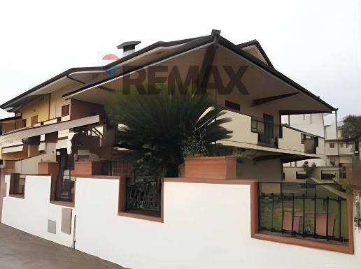 casa indipendente in vendita a San Giovanni Teatino in zona Sambuceto