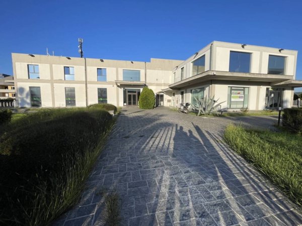 capannone in vendita a San Giovanni Teatino