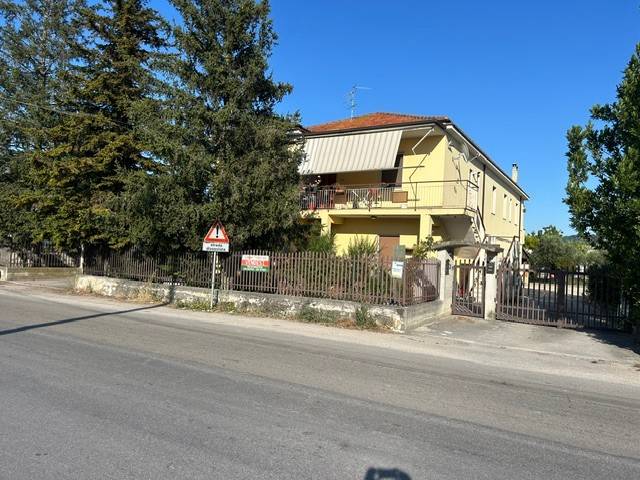 appartamento in vendita a San Giovanni Teatino in zona Sambuceto
