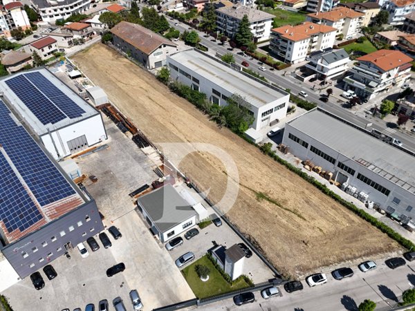 terreno edificabile in vendita a San Giovanni Teatino in zona Sambuceto