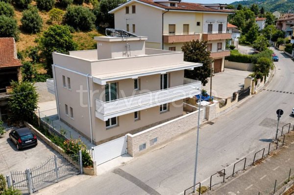 casa indipendente in vendita a San Giovanni Teatino in zona Dragonara
