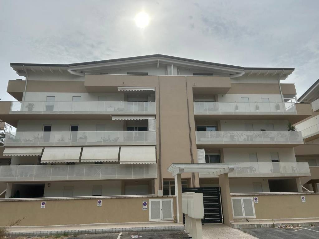 appartamento in vendita a San Giovanni Teatino in zona Sambuceto