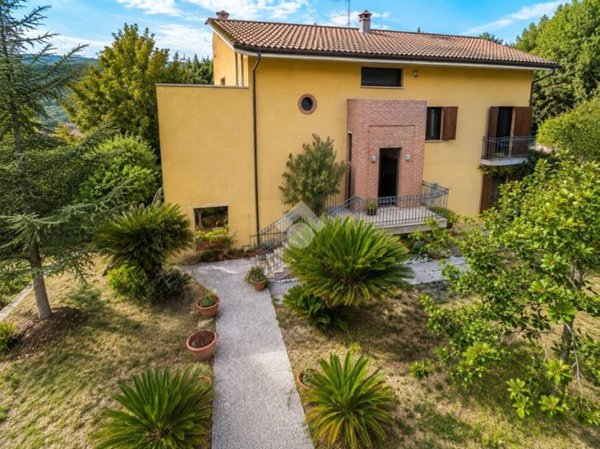 casa indipendente in vendita a San Giovanni Teatino in zona Dragonara