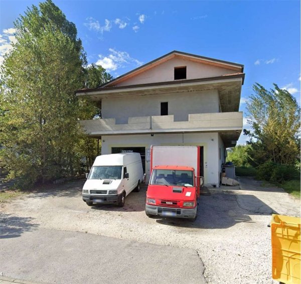 casa indipendente in vendita a San Giovanni Teatino in zona Sambuceto