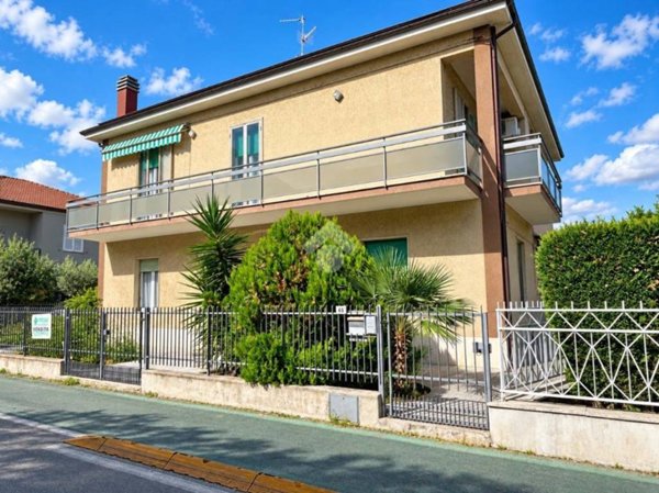 appartamento in vendita a San Giovanni Teatino in zona Sambuceto